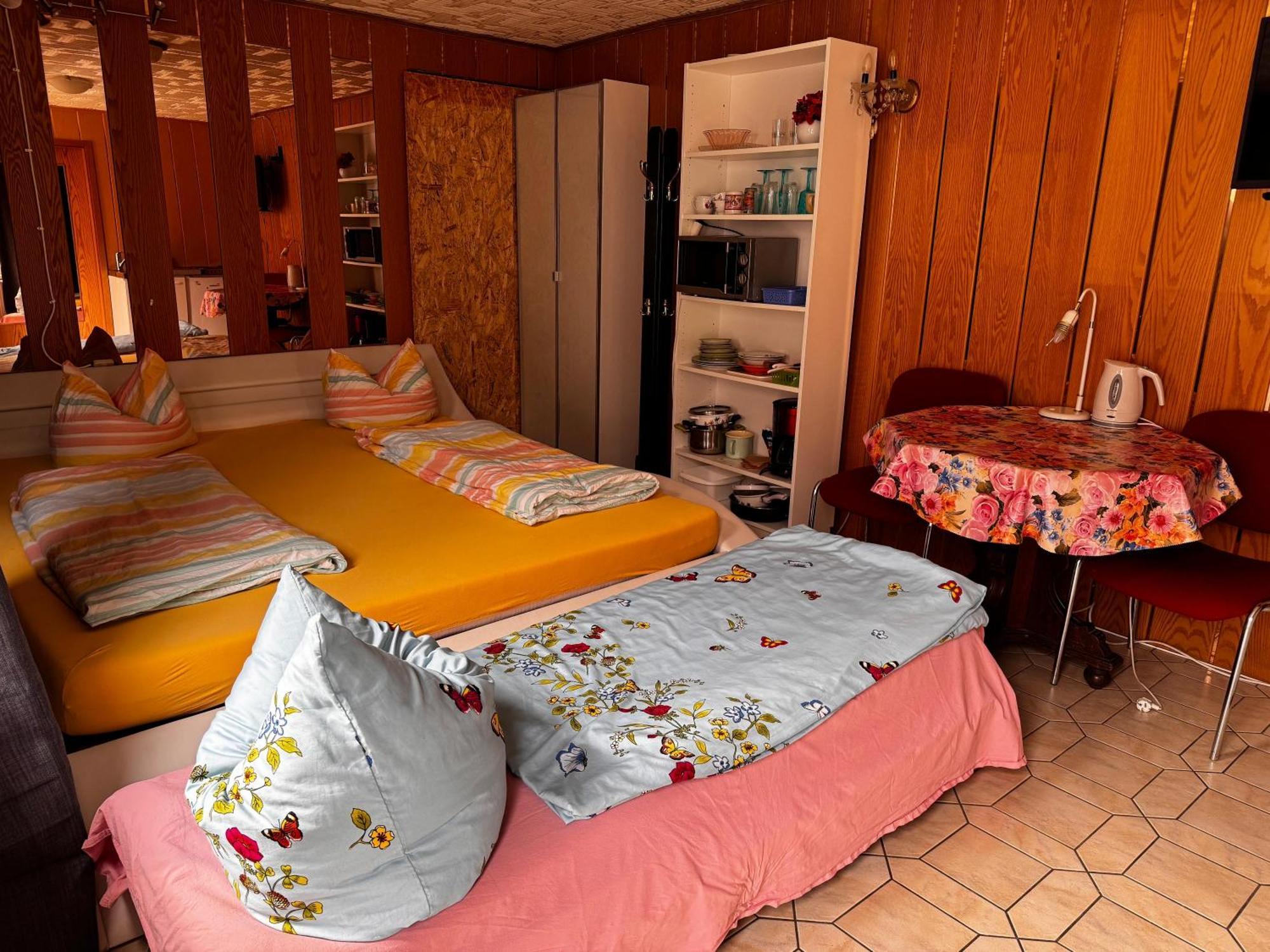 Cozy Unterkunft Im Spreewald Nahe Tropical Islands Golßen Esterno foto